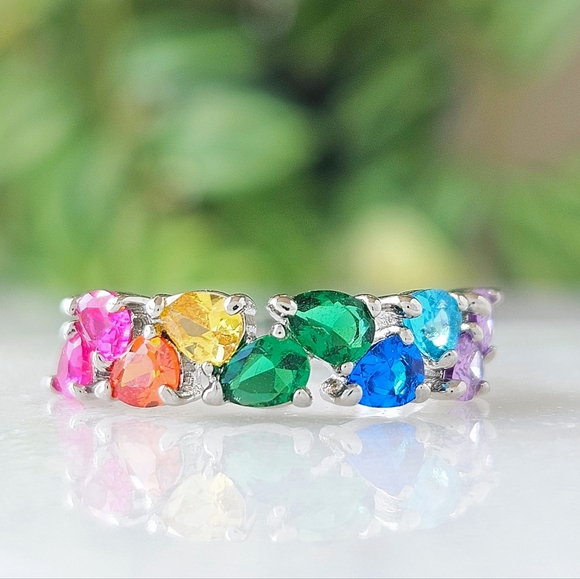 🌈 Rainbow Multicolor Cluster Ring, Charmed Aroma Pride Rainbow Collection - Picture 4 of 5